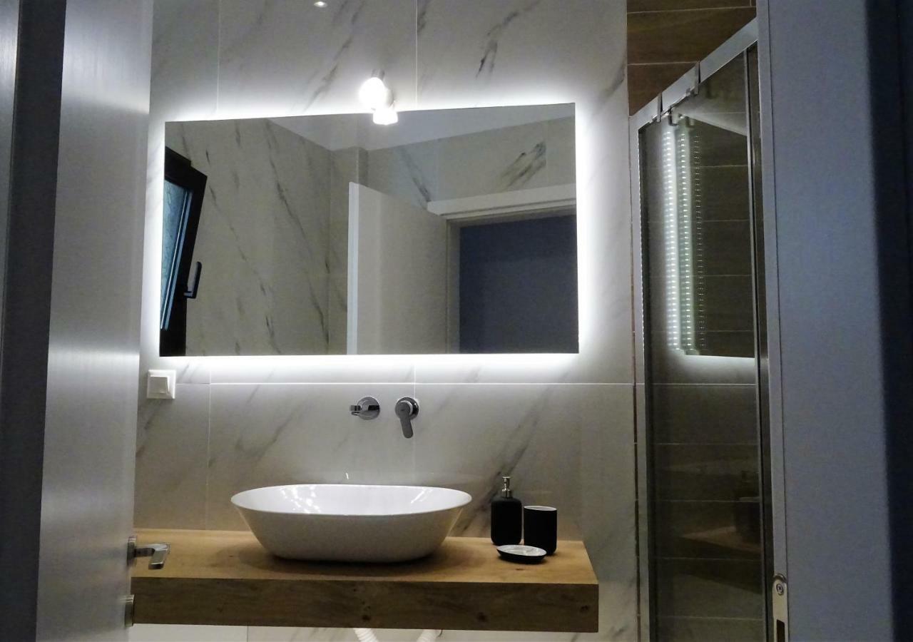 אתונה Joy Luxury Apartment Near Acropolis מראה חיצוני תמונה